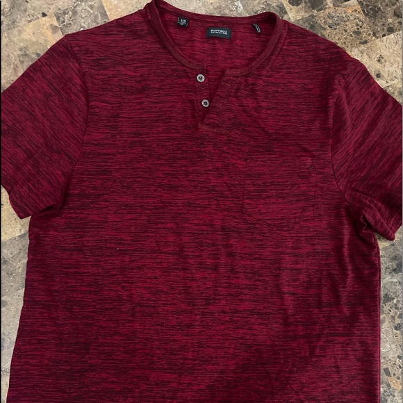 Men’s BUFFALO David Britton short sleeved shirt size Large 2/$10 - Picture 2 of 6
